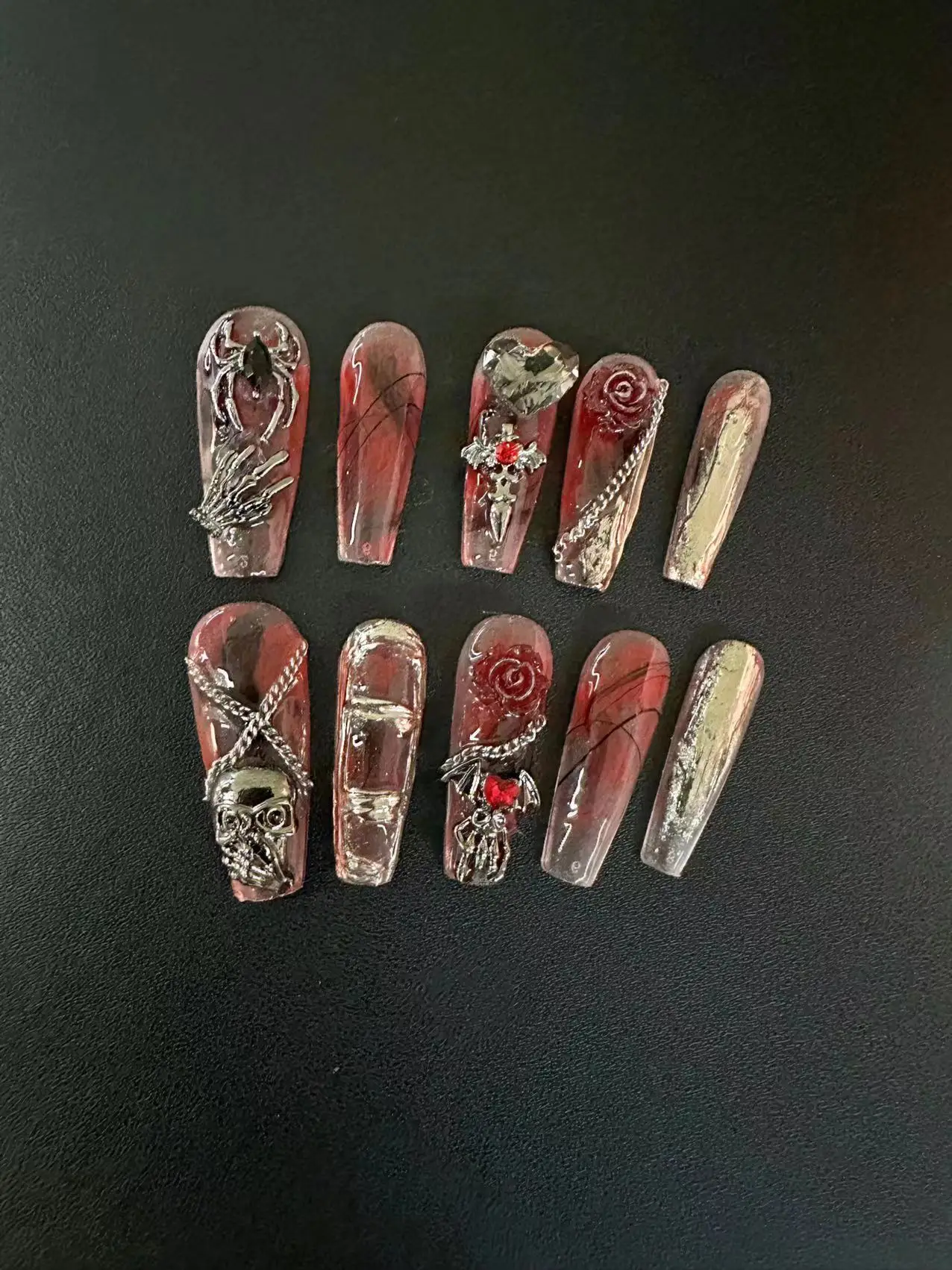 Tian Guan Ci Fu TGCF Hua Cheng Rose Spider Red Gradient Concept Fake Nails Detachable Nail Art Coffin Fashion Full Nail Tips