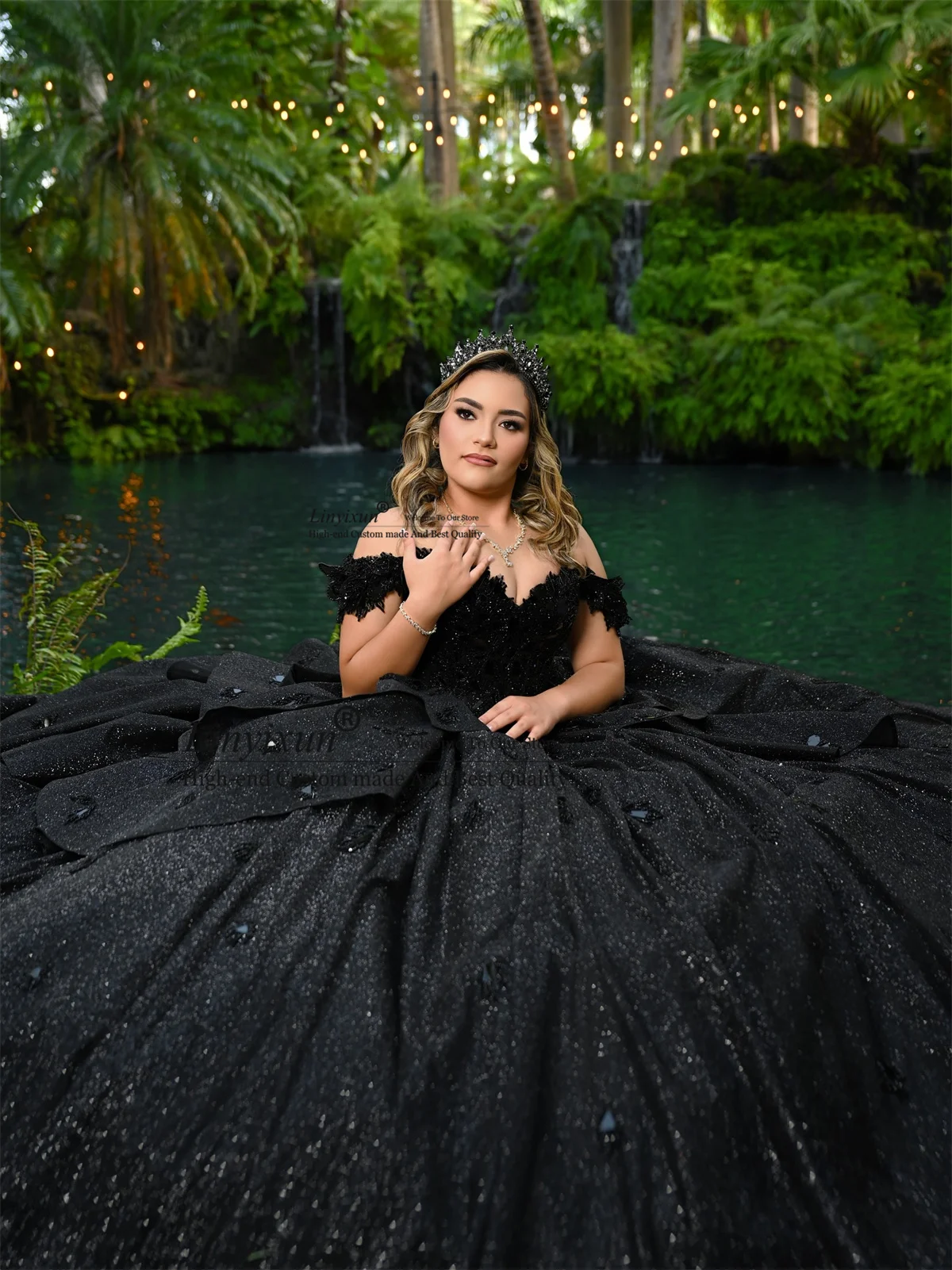 

Mexican Ball Gown Quinceanera Dresses With Appliques Lace Crystals Sweet 16 Dress Off Shoulder Vestidos De 15 VX anos Customized