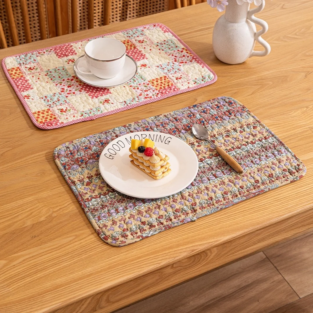 Rural Style Quilted Placemat 2PCS for Home Dinner Mat, Birthday and Holiday Desktop Decoration