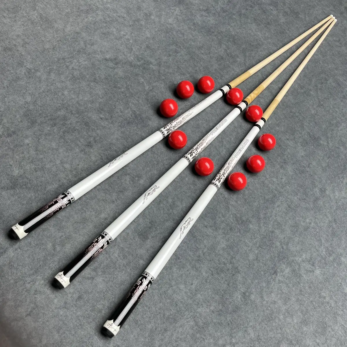 Low MOQ Spot Sales Cheap Wooden Pool Cue
