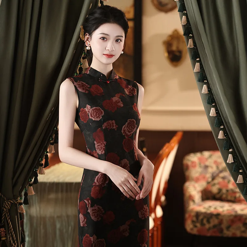 

Ретро-платье женское с принтом роз, улучшенный фасон чонсам, новинка 2026 года, летнее, без рукавов, новое китайское ципао