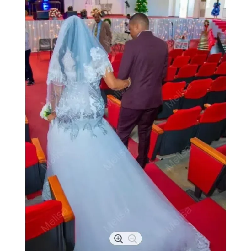 فساتين زفاف أفريقية عصرية مخصصة مكشوفة الكتف ترتر لامع حورية البحر 2025 دانتيل فيستدو دي كاسامنتو.