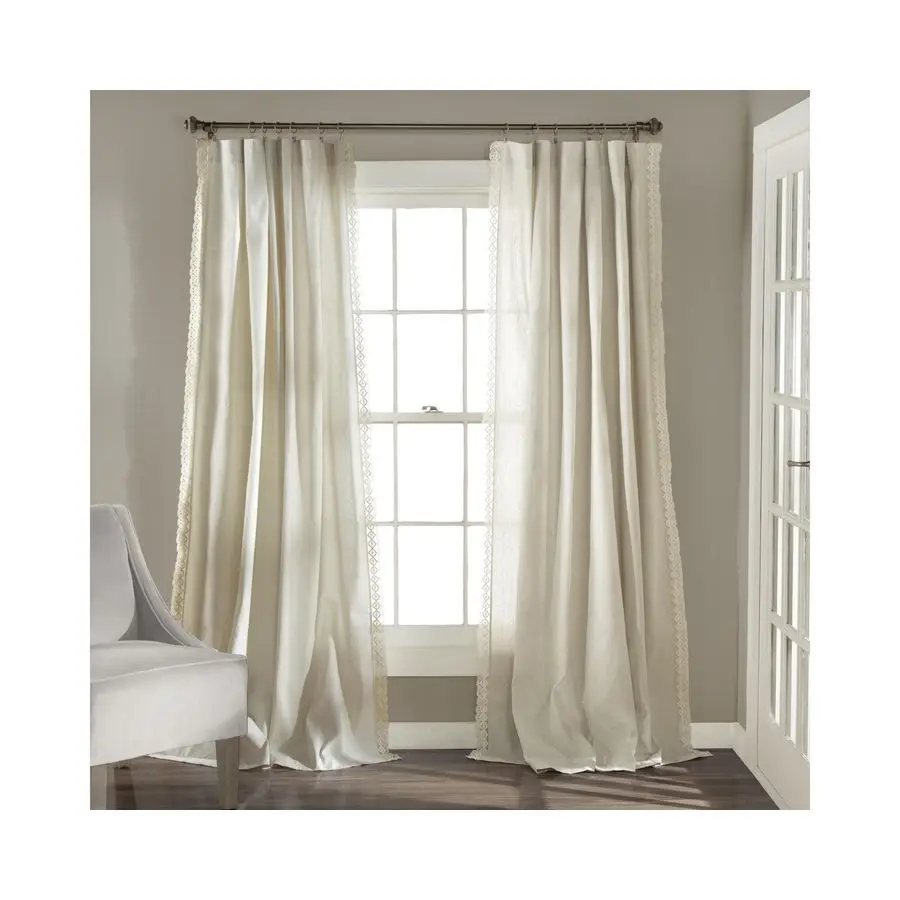 

Комплект из двух светопропускающих штор Rosalie в винтажном фермерском и французском деревенском стиле, создающий незабываемый сказочный образ.