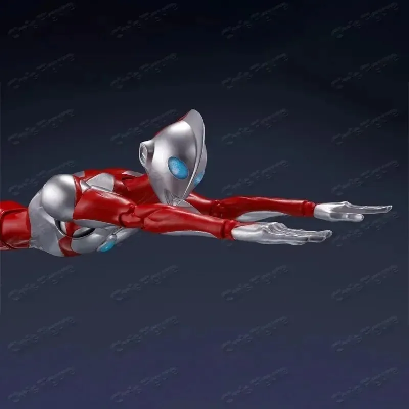 В наличии: Оригинальный коллекционный набор фигурок Bandai Ultraman: Rise (SHF Ультрамен и Эми) — подарок для фанатов аниме