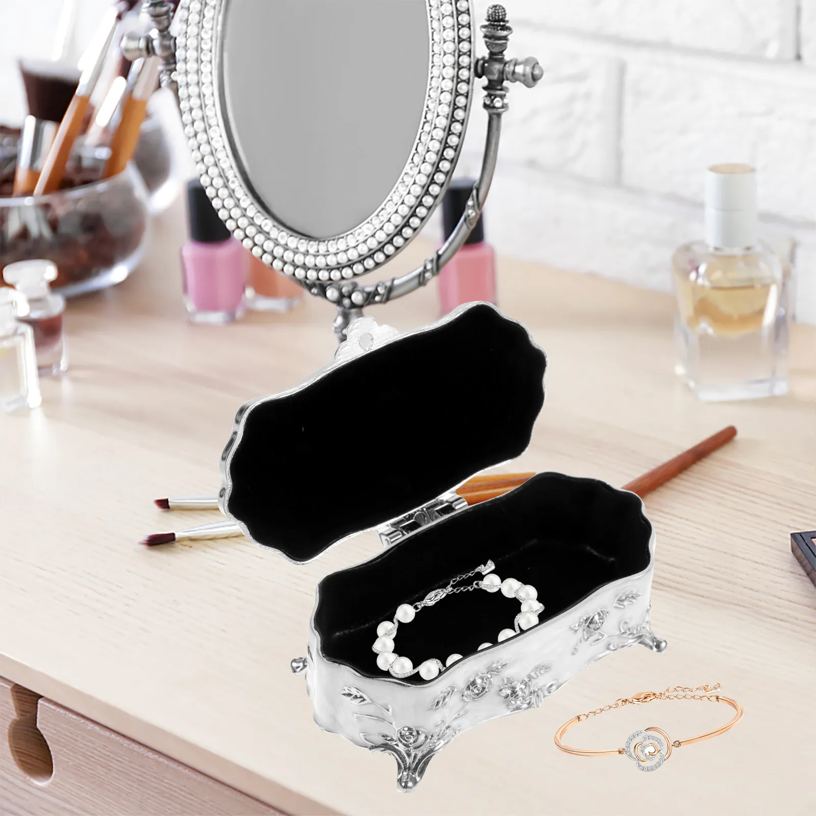 

Изысканная винтажная шкатулка для украшений с цветочным узором, высококачественный органайзер из сплава для мелочей, декоративный настольный футляр для хранения серег и ожерелий