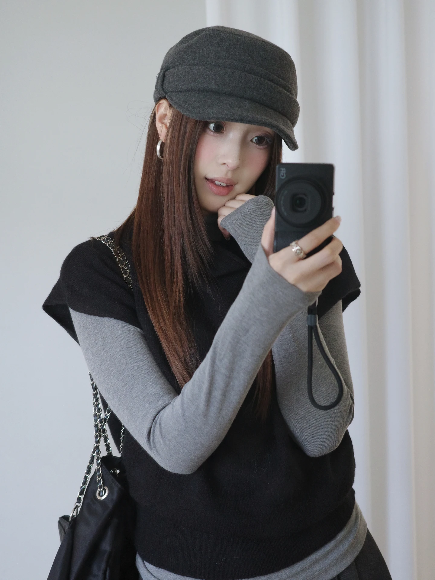 Vintage Old Money Style Thickened Wool Flat Top Hat Women's Face-Slimming Equestrian Hat Large Brim Warm Windproof Duck Cap