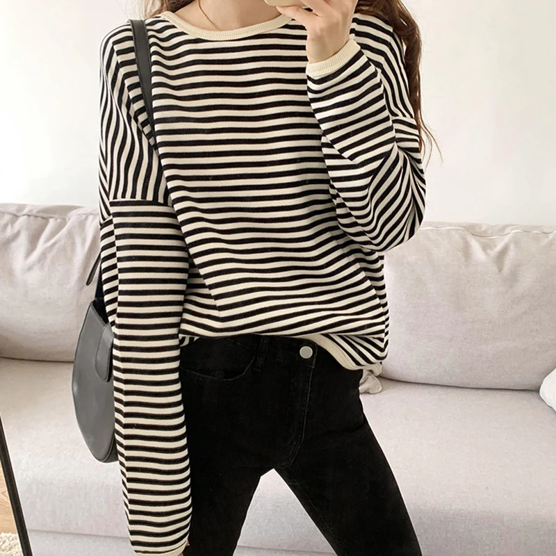 Loose Striped Tshirt Women Cotton Long Sleeve Tops T-shirt Casual Korean Fashion O-neck Tee Shirt Femme 2022 New Autumn Female