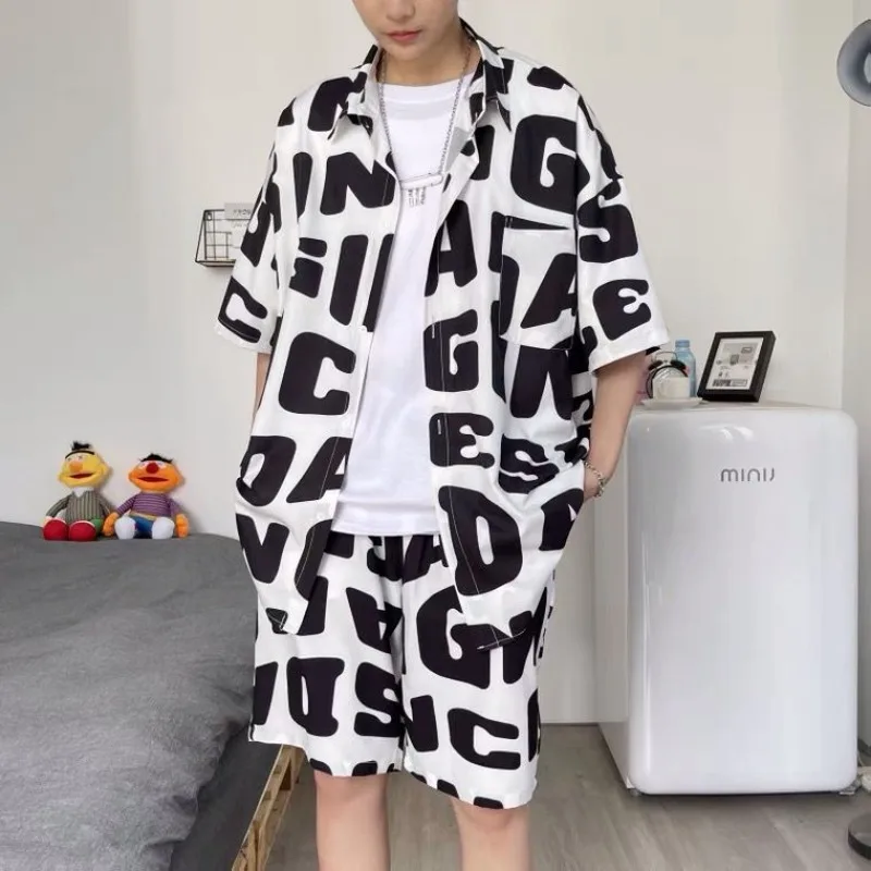 

Edgy Floral Ice Silk Shirt Shorts Set Men's Summer Beachwear Streetwear Trendy Breathable Stylish Outfit 2026