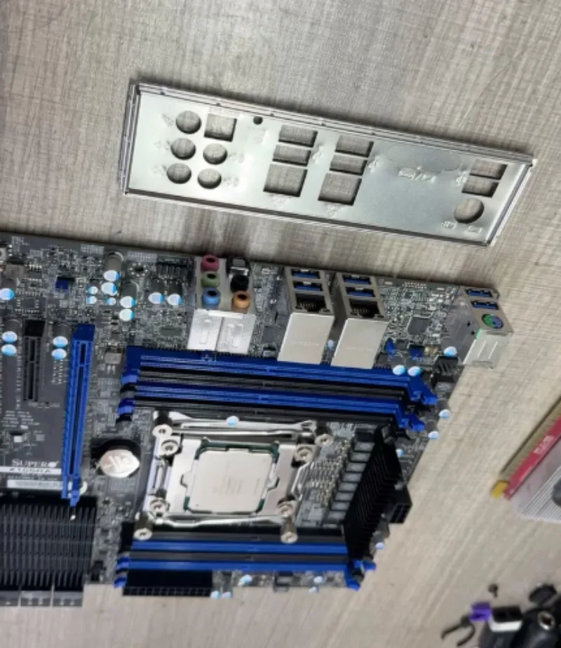 Second-hand test OK motherboard X10SRA / X10SRA-F Computer motherboard view 2