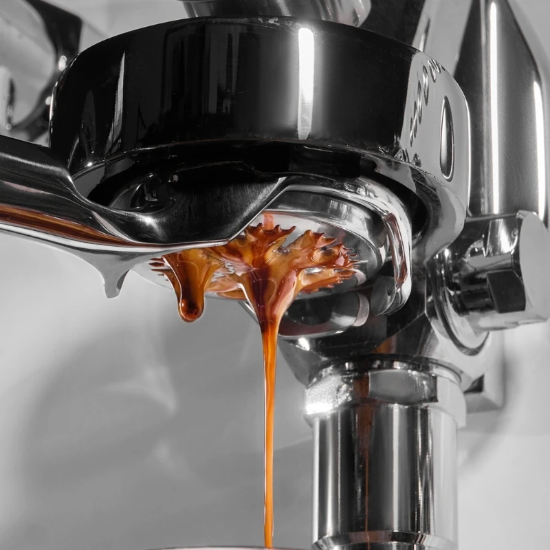 ผู้ที่ชื่นชอบเอสเปรสโซขอเสนอที่กรองกาแฟสแตนเลส 304 ขนาด 58 มม. ที่สะดวก