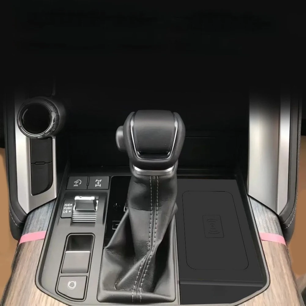Wireless Phone Charger For Toyota Land Cruiser LC300 2022 Up Fast Charging Station Center Console Mount AI Temp Control Safety