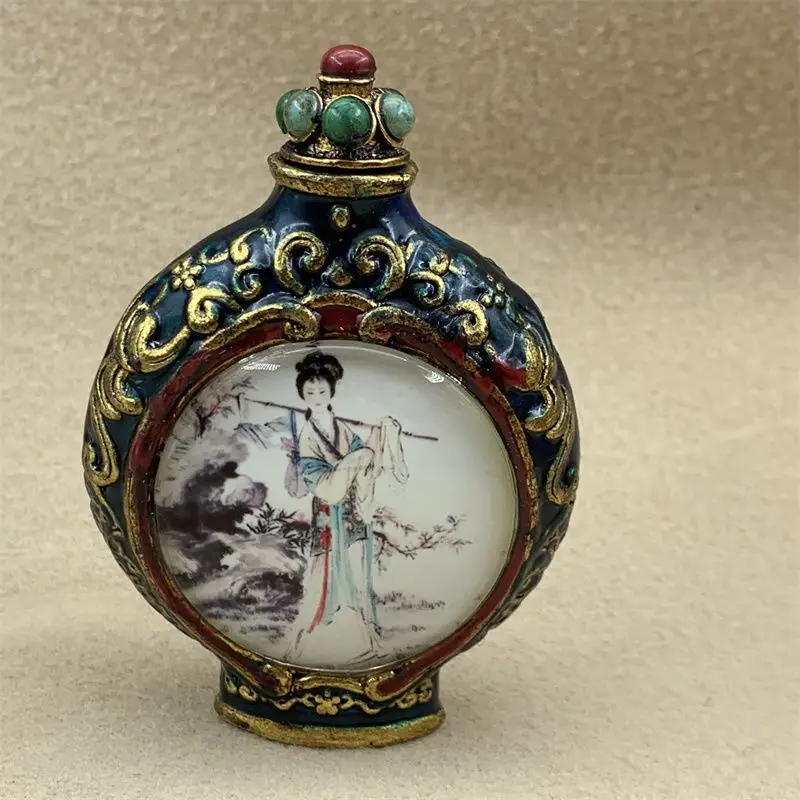 Retro Farm girl Snuff Bottle mini bottle