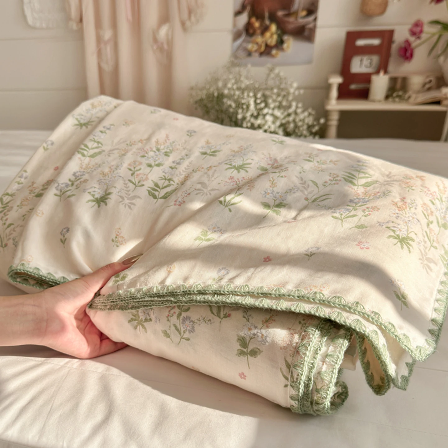 Cool Skin-friendly Summer Duvet Double Layer Cotton Gauze Fabric Towel Blanket Multi-functional Quilt Soft Breathable Comforter