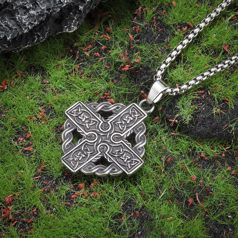 Celtic Cross Necklace for Men Women Vintage Viking Irish Knot Amulet Pendant Lucky Jewelry Gift