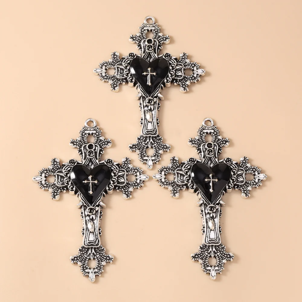 Leslie 5 Stück Gothic Personality Schwarze Herz-Kreuz-Anhänger für Schmuckherstellung Hip-Hop Kreuz-Charms Anhänger Halsketten Zubehör – Detail 2