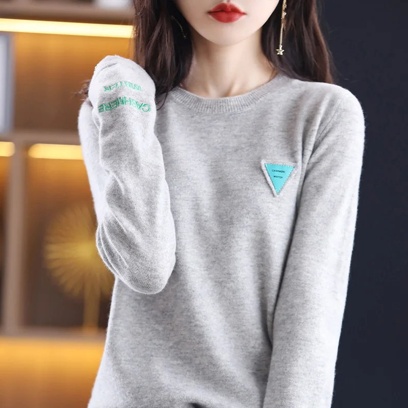 【 No Returns Supported 】 Autumn/Winter New Pure Wool Women\'s Round Neck Loose Embroidered Fashion Knitted Wool Bottom Sweater