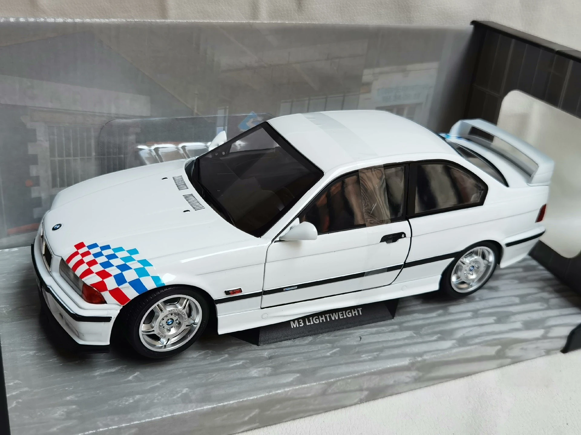 SOLIDO 1:18 Scale E36 M3 COUPE Alloy Car Model Toy Collectible Ornament Souvenir Toys Cars