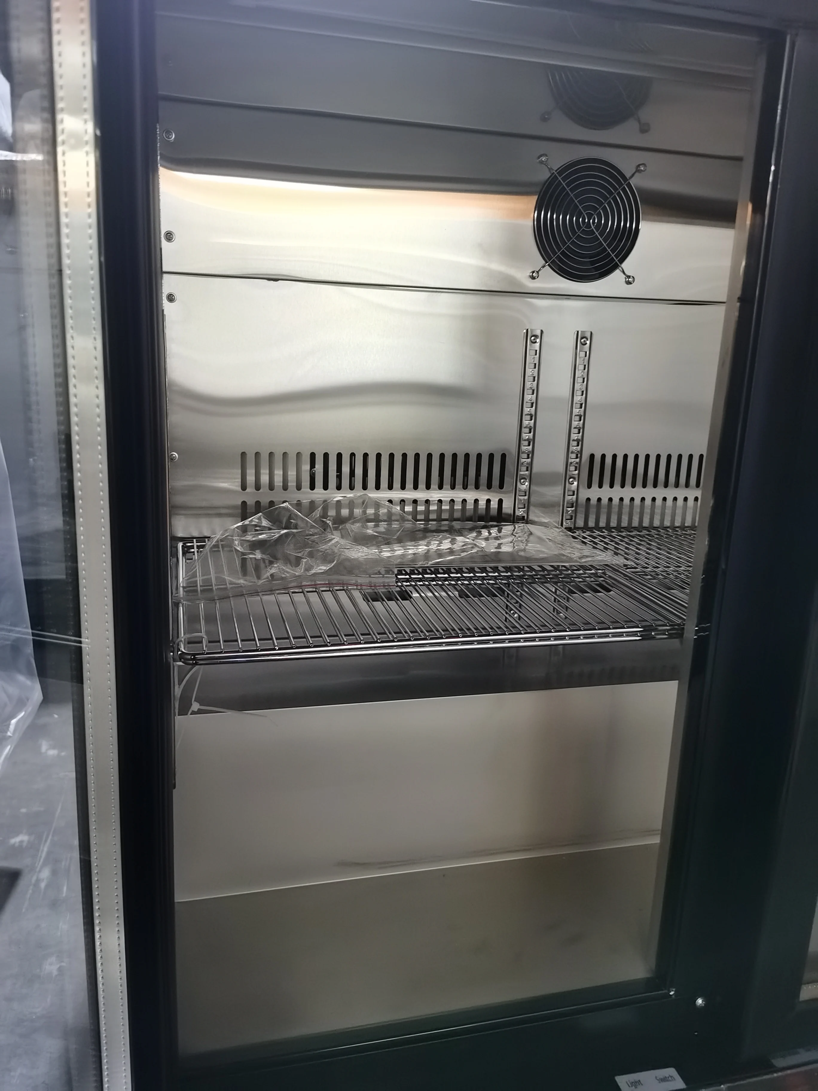 Single Door Under Counter Beer Cooler Bar Fridge Glass Fronted Refrigerator Display Back Bar Cooler