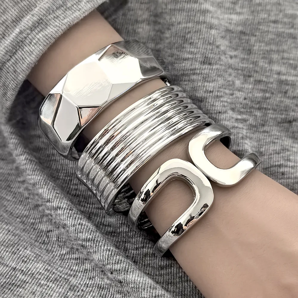 KMVEXO مبالغ فيها السلس غير النظامية واسعة الربيع أساور للنساء الهيب هوب الشرير المعادن هندسية الكفة سوار للنساء أساور #2