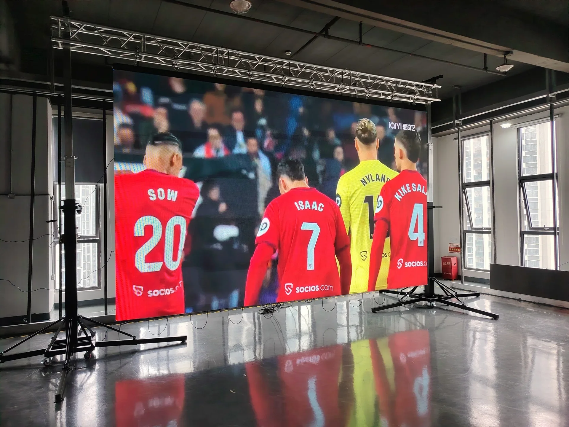 Llave en mano 500x500 500x1000mm HD interior exterior gigante eventos LED pared de vídeo P1.95 P2.6 P2.976 P3.91 pantalla LED de alquiler de escenario