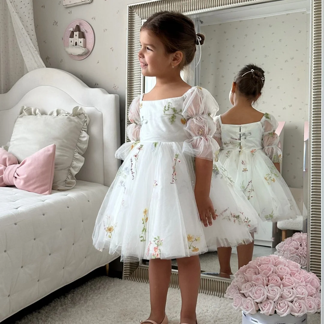 

Tulle Flower Embroidery Flower Girl's Dresses Square Collar Lantern Sleeve A-line Cute Kid's Party Dress Birthday Wedding Guest