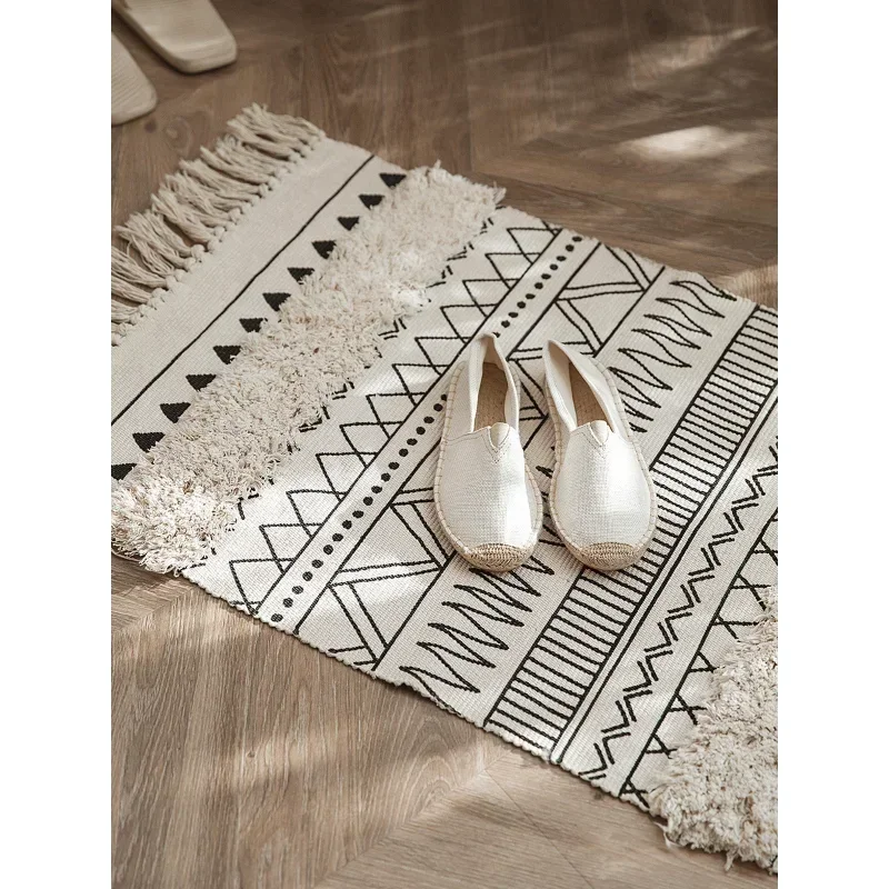 Tassel Mat Nordic Moroccan Style Bedroom Rug Geometric Pattern Tassel Tufted Living Room Bedside Cushion  Tapis Cuisine