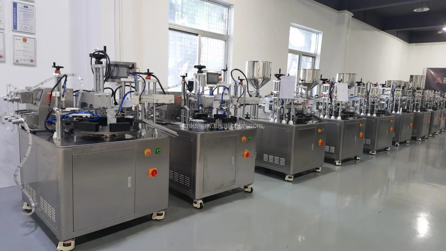 Economic Efficiency Manual Soft Face Cream Tube Cc Tube Filling and Sealing Machine