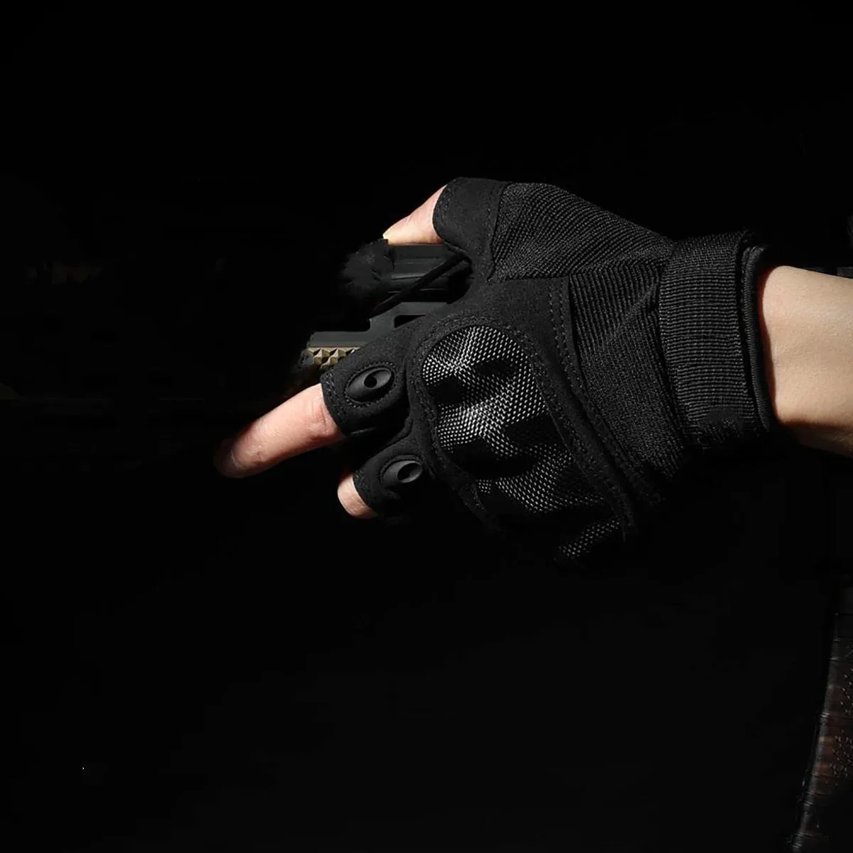 Thumbnail 3 - #28 Cheap Climbing Gloves Worth Buying