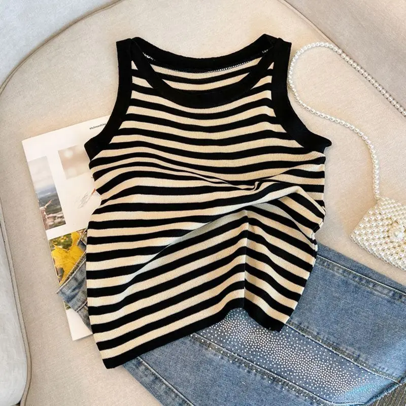 Striped Knit Tank For Women 2023 New Summer Short Sexy Slim Sleeveless O-Neck Top Fashion High Street All-Match Bottoming Shirt