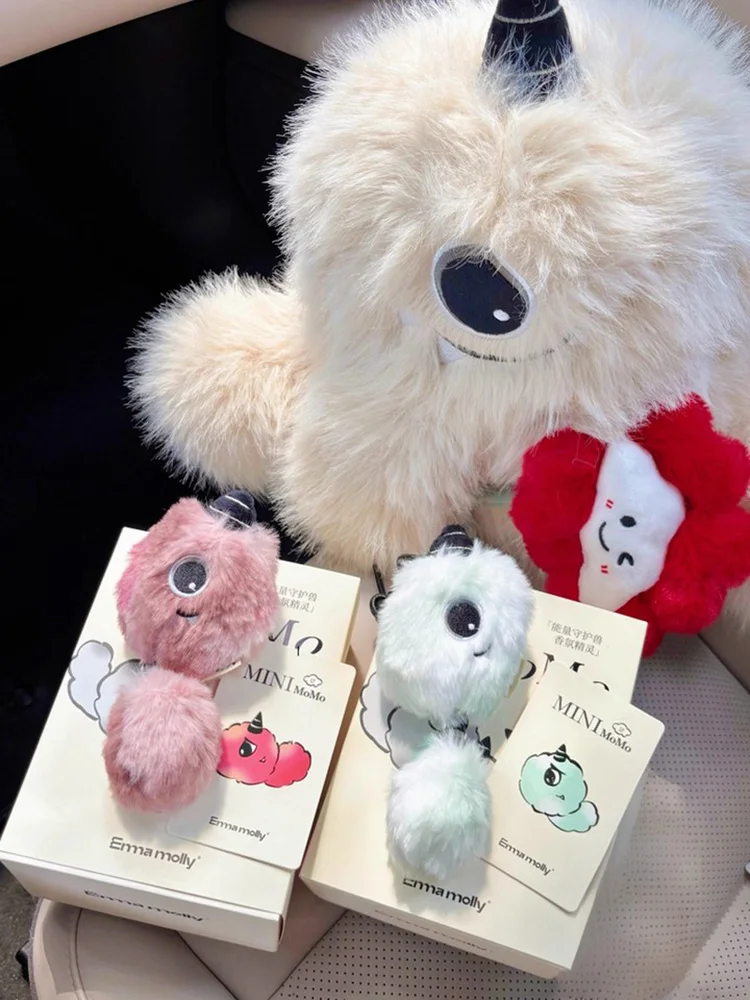 Emma Molly Momo gros oeil parfum elfe Mini peluche poupée voiture désodorisant sac charme décoration de la maison ornement multi scène cadeau
