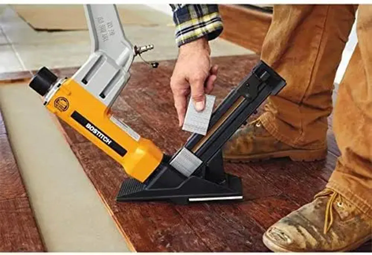 Nailer lantai, 2-in-1 (BTFP12569)