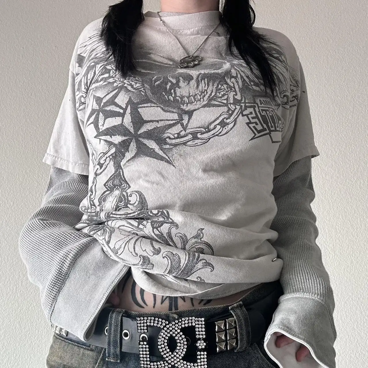 2000s Y2K Cyber Grunge Vintage T-shirt Kadınlar için Kafatası Grafik Baskı Uzun Kollu Patchwork Harajuku 90s E-Kızlar Gotik Emo Tops