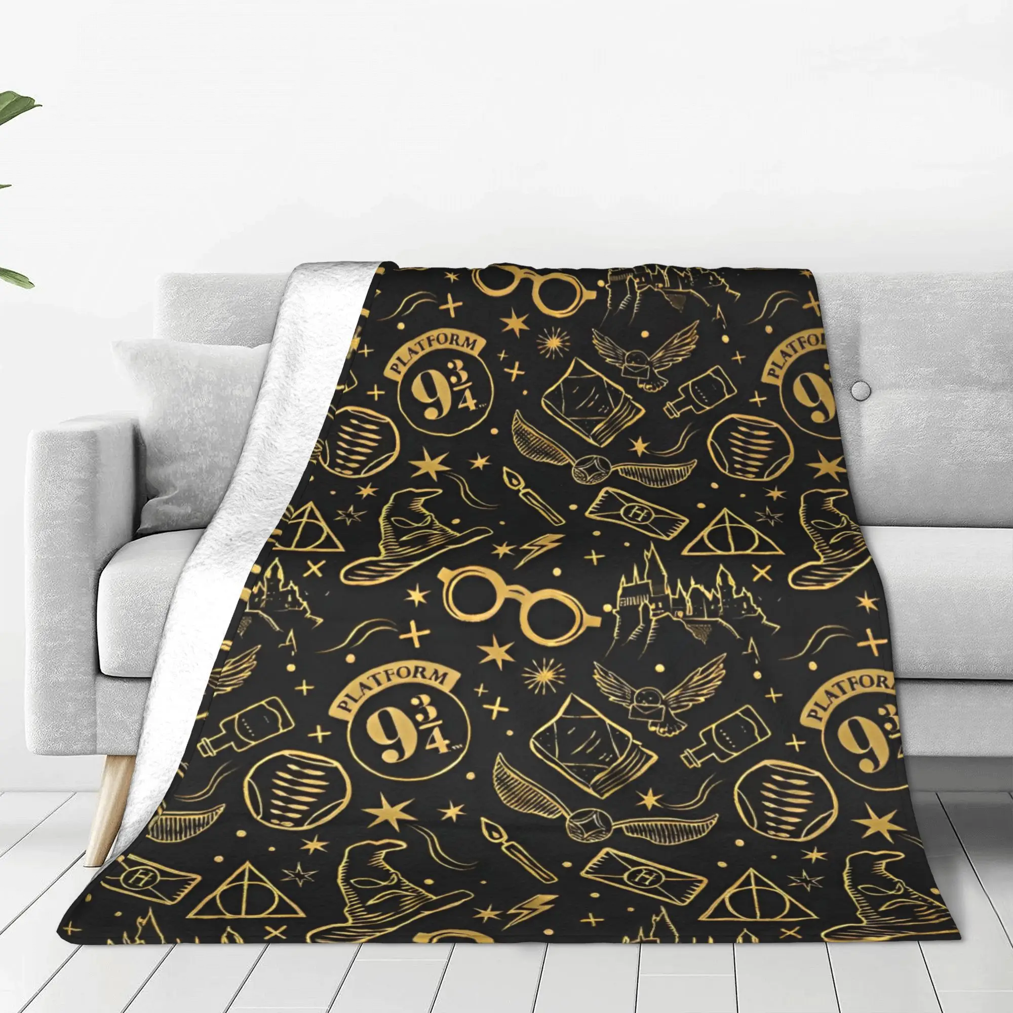 MINISO Harry Potter Icons  Blankets Wizard Magician Fantasy Flannel Funny Warm Throw Blankets for Bedding Lounge Autumn/Winter