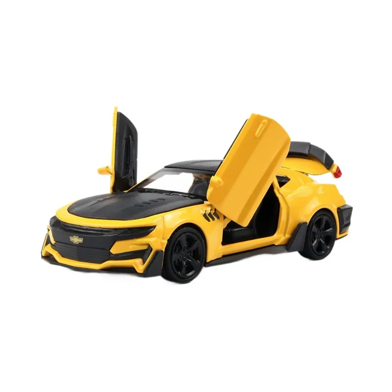 Scale 1/32 Camaro Toys Model Car Alloy Metal Diecast With 4 Door Opened Sound Light Pull Back Vehicle for Boy Gift Collection