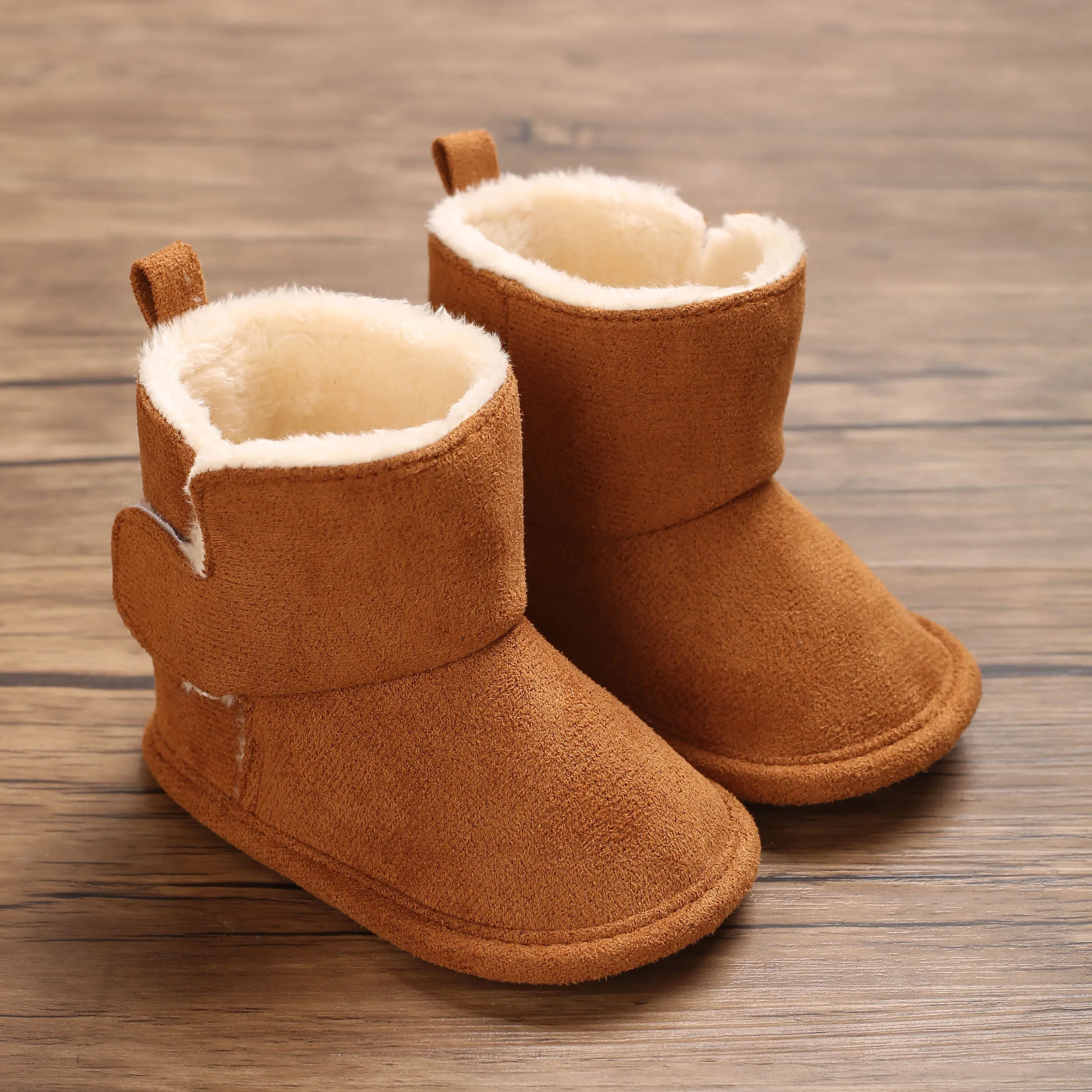 أحذية شتوية قطنية من Aaby بعمر 0-1 سنة أحذية ثلج ناعمة للأطفال للرجال والنساء أحذية مشي