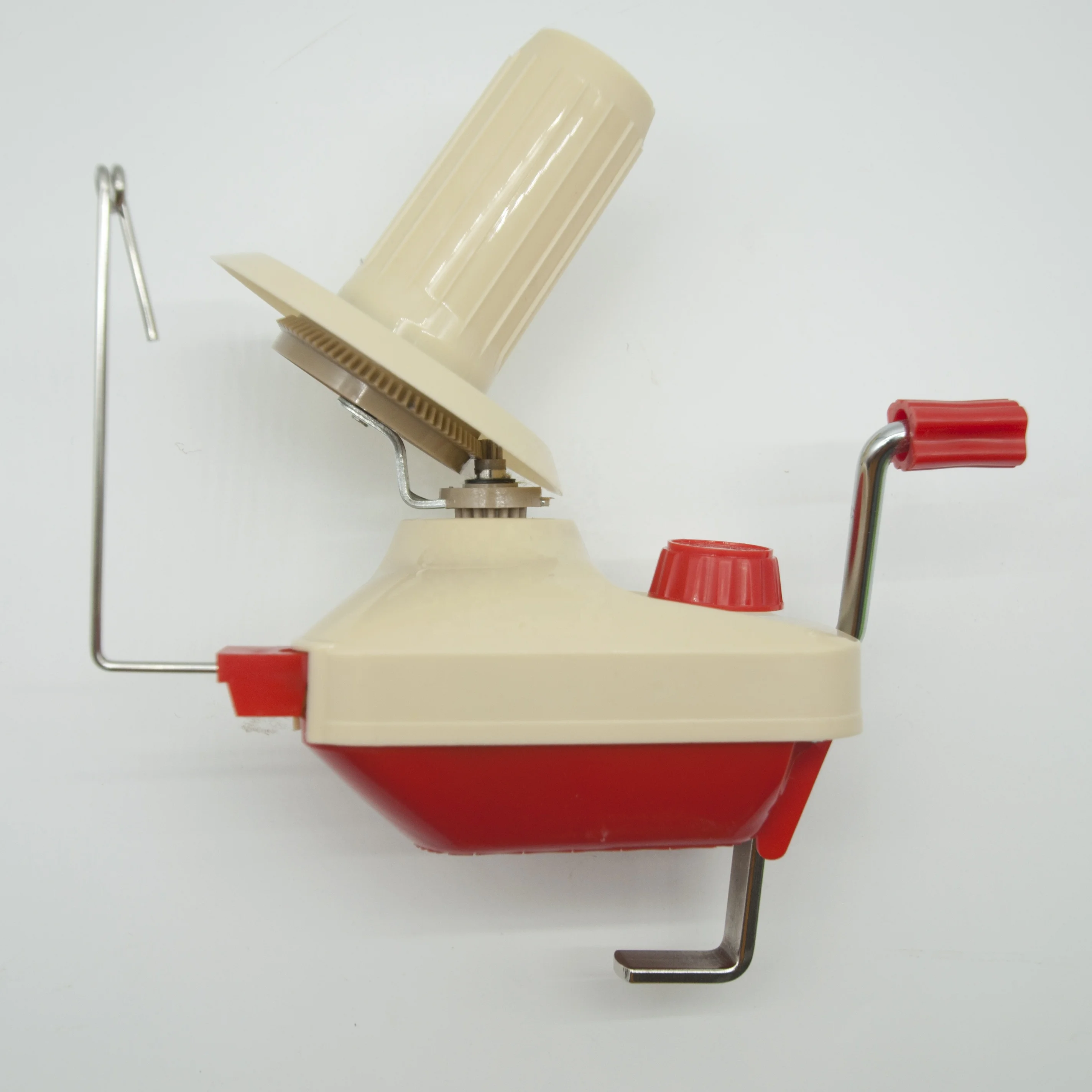 

Plastic Hand Yarn Ball Winder Manual Winding Machine for Hand Knitting DIY Projects