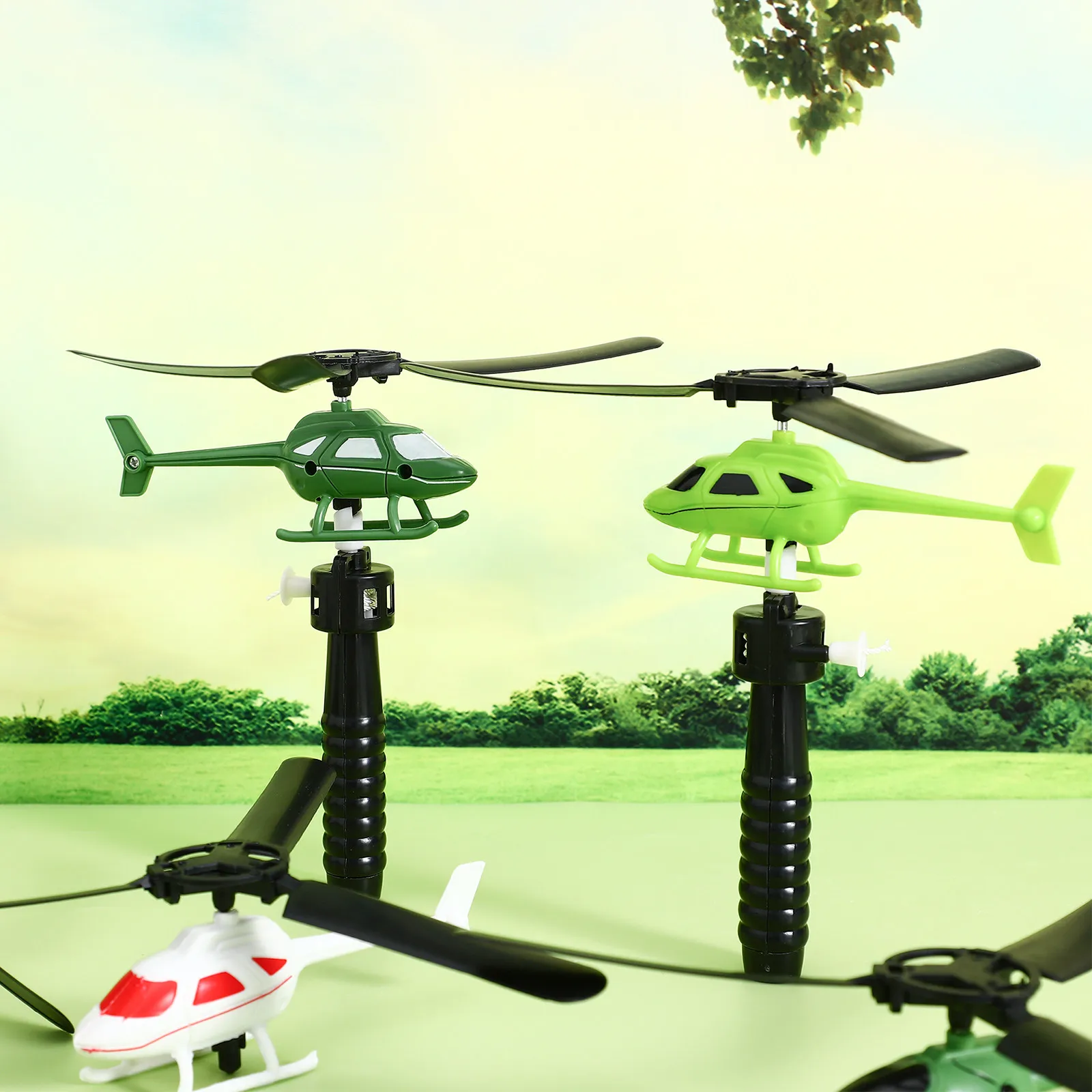 

5Pcs Pull String Airplane DIY Creative Flight Helicopter Educational Gift Assembly for Kids Kids Helicopter Toy
