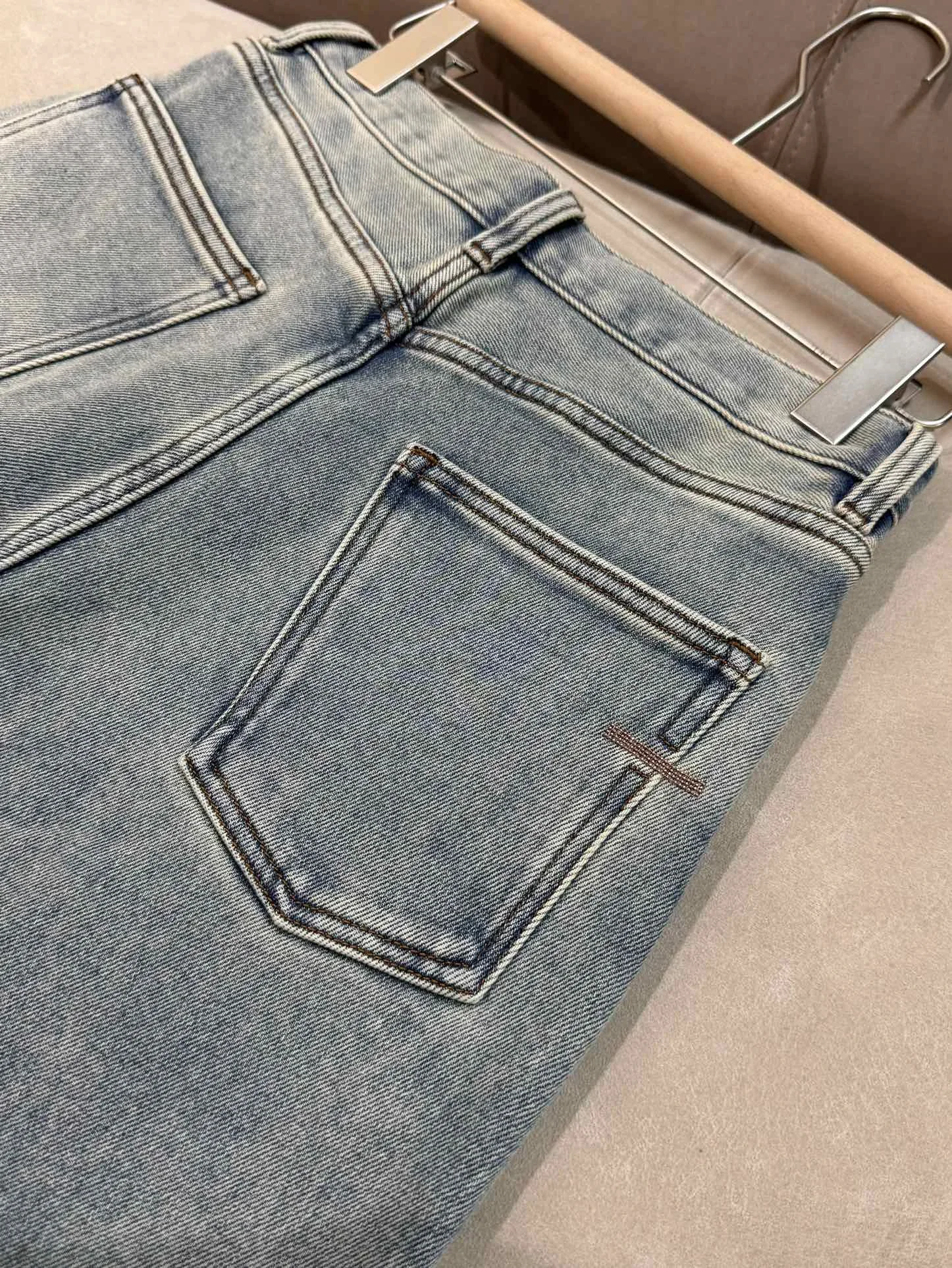 Primavera 2025 Pantalones vaqueros rectos azules para mujer, pantalones vaqueros de cintura alta, pantalones sueltos de pierna ancha a la moda