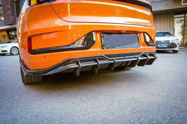 2021 Zeekr 001 Styling Accessory Carbon Fiber Dry Rear Diffuser and Front Lip Bumper New Condition Car Enhancement