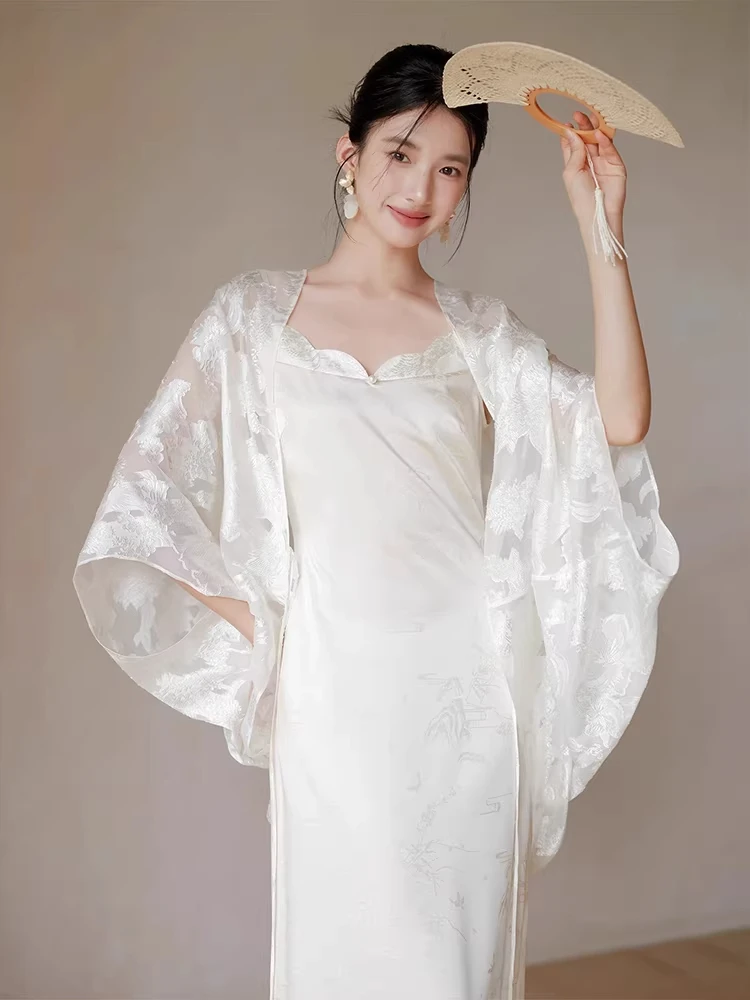 

White Lace Batwing Sleeve Shirt Women's New Chinese Style Sun Protection Top Summer Fashionable Casual Loose Fit Open Cardigan