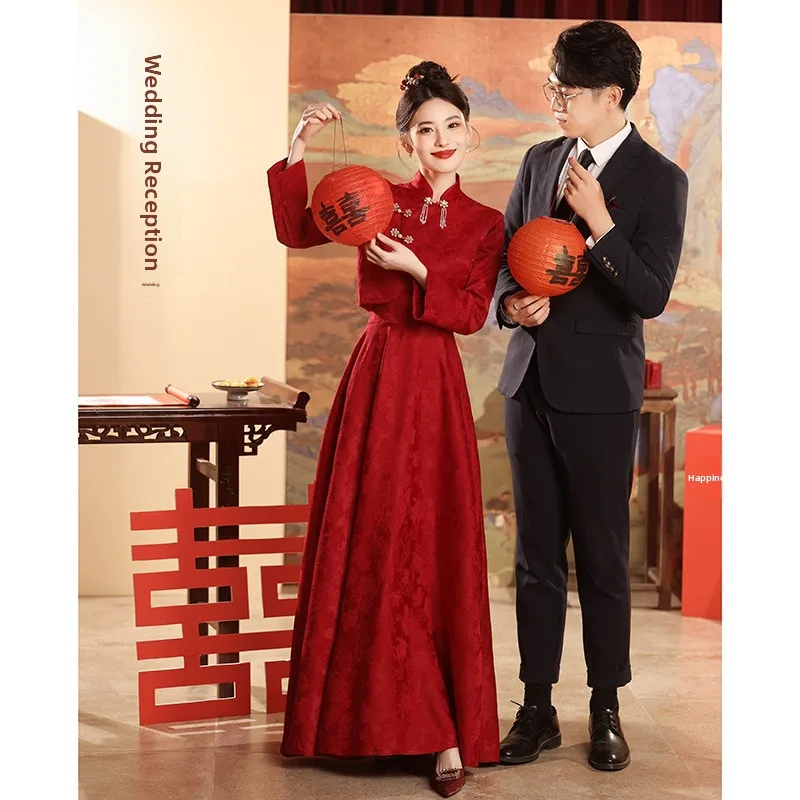 

New Chinese Style Wedding Dress Engagement Set Long Sleeve Red Qipao Dress for Bride Groomsmen Formal Evening Party Wear