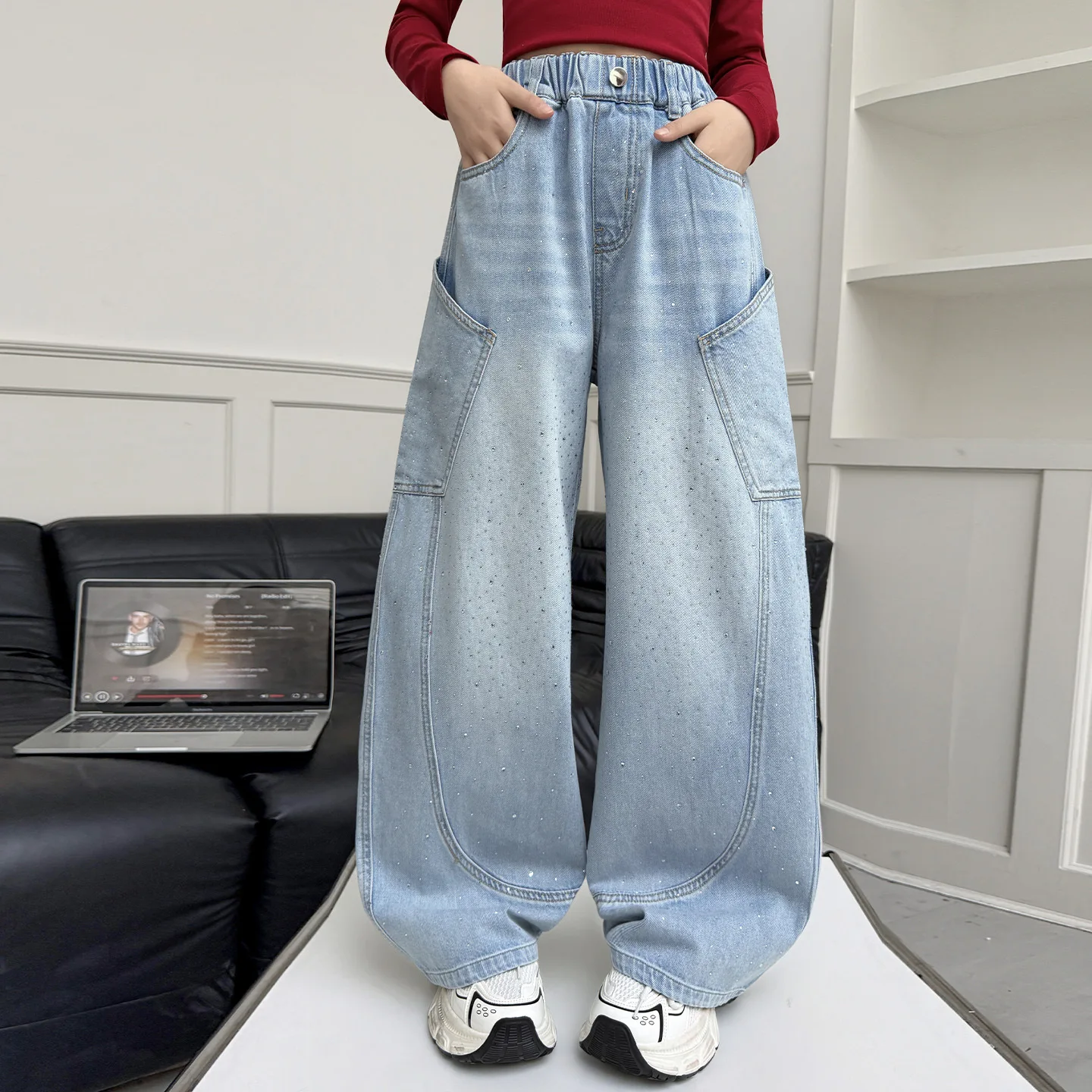 Girls Fashionable Starry Hot Stamping Jeans 2026 Spring Outfit New Loose Straight Leg Curved Knife Pants Long Pants Trendy