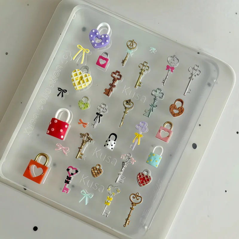 Retro-Schlüssel- und Herzschloss-Silikonform, DIY 3D-Mini-Anhänger-Charm-Form – Detail 6