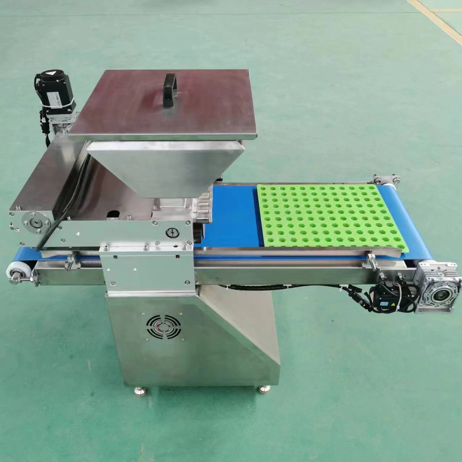 Small Soft Candy Production Line Machine-Bear Make Gummy Jelly Maker Chocolate Making Machine