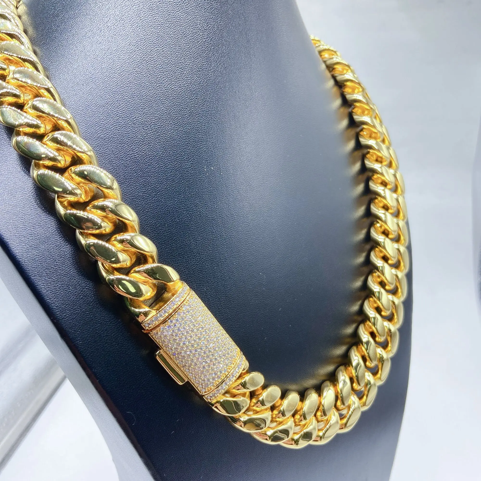 Hip Hop Iced Out vvs Moissanite Clasp Custom 8mm 10mm 12mm 14mm Stainless Steel Jewelry Chain Gold Necklace