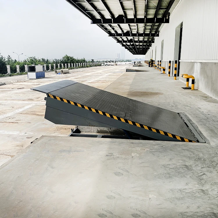 New type of overweight cargo transportation platform dock leveler loading and unloading equipment