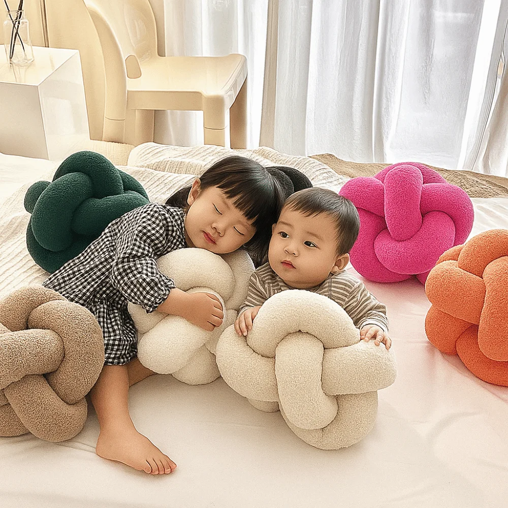 Fashion Modern Style Knotted Ball Throw Pillow Skin Friendly Soft Sofa Pillow Hand Woven Waist Support Cushion Living Room