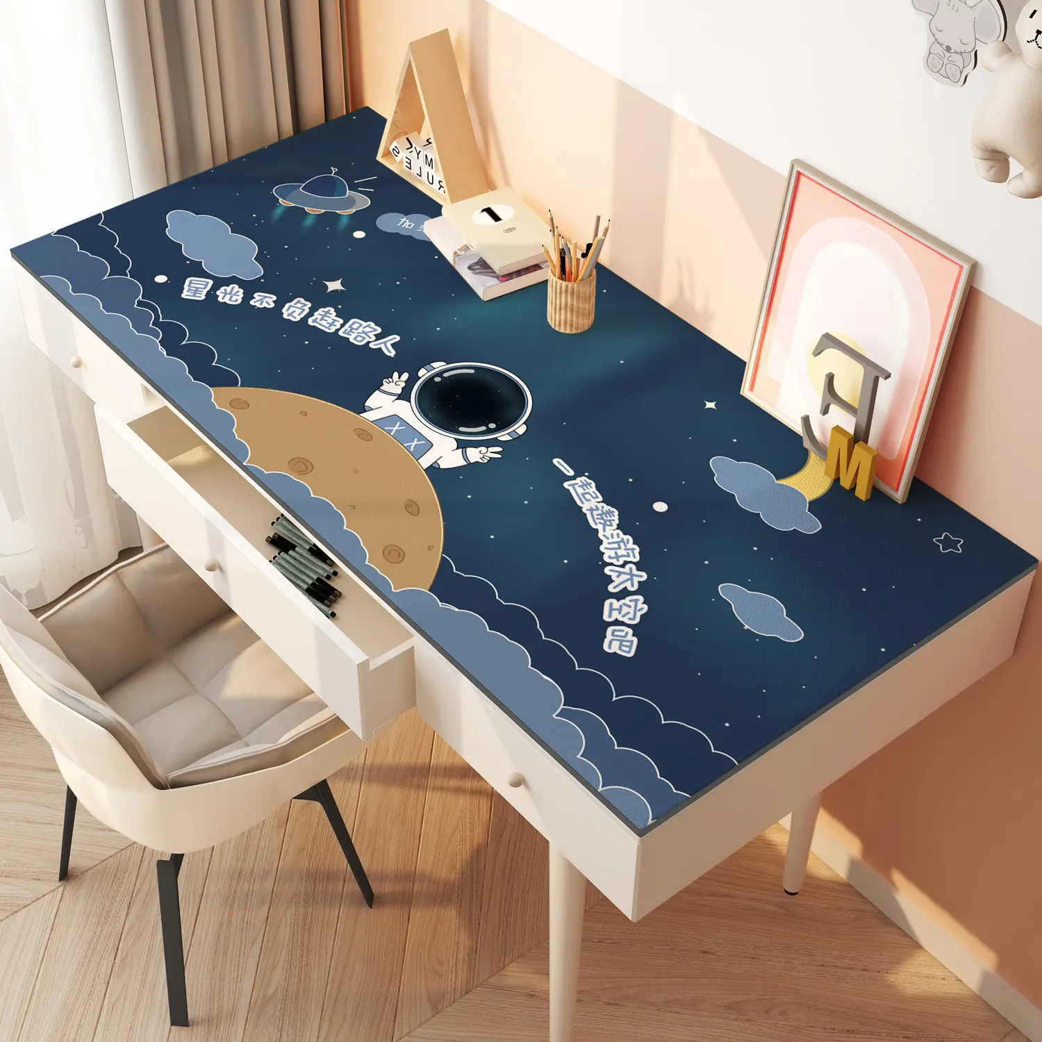 

Large Cute Mouse Pad Extra Big Non-Slip Desk Pad Waterproof Leather Desk Table Protector Gaming Mouse Mat for Game Office Work