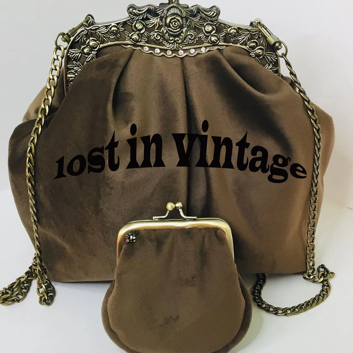

Lost In Vintage Velvet Fabric Soild Purse Metal Frame Kiss Lock Evening Clutch Vintage Nickel Farmyard Purse 23x9x18cm