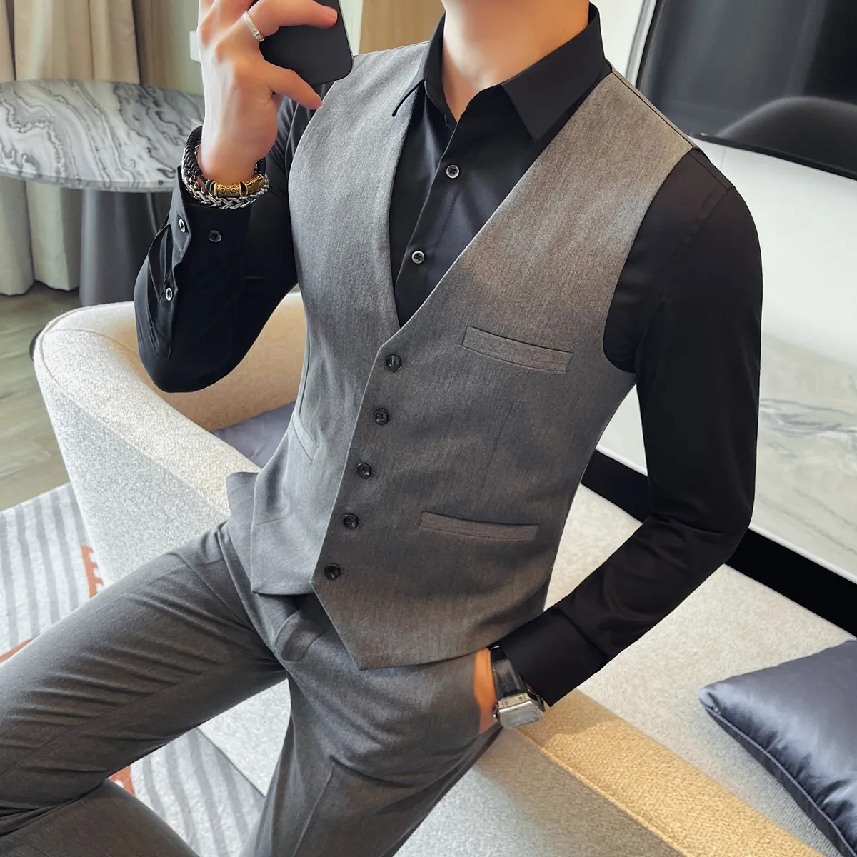 

Men's Vest British Style Autumn New V Neck Working Vest Men Clothing 2025 Business Formal Wear Slim Fit Casual Waistcoat Male